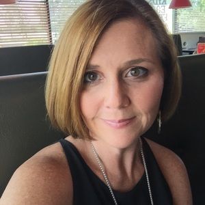 Meet your Posher, Marka